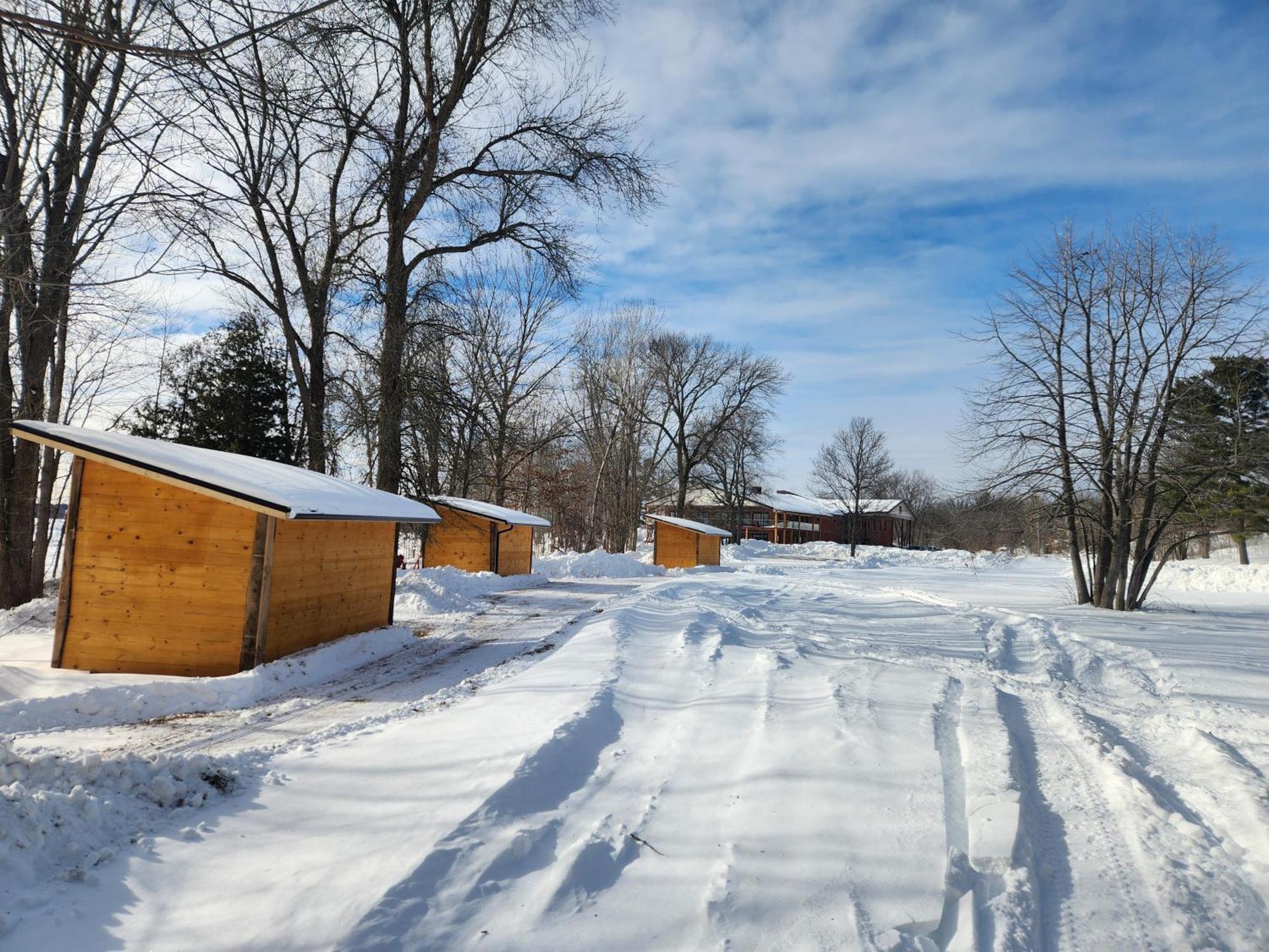 Stoco Lake Lodge Tweed Экстерьер фото